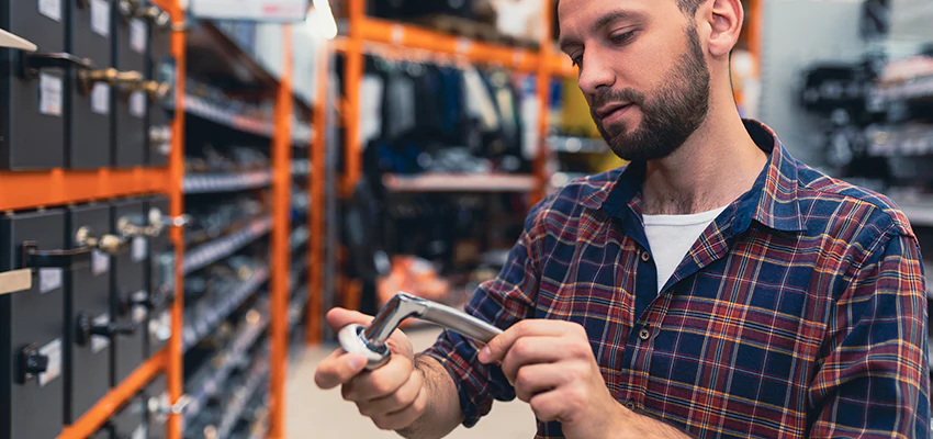 Locksmith For Retail Stores Lockout Services in Monterey Park, California